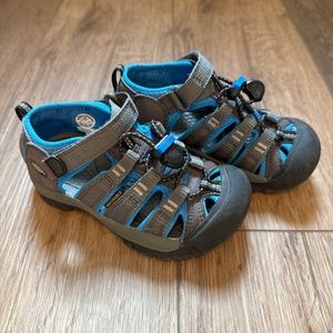 Keen Boys Newport H2 Water Hiking Sandals Size 10